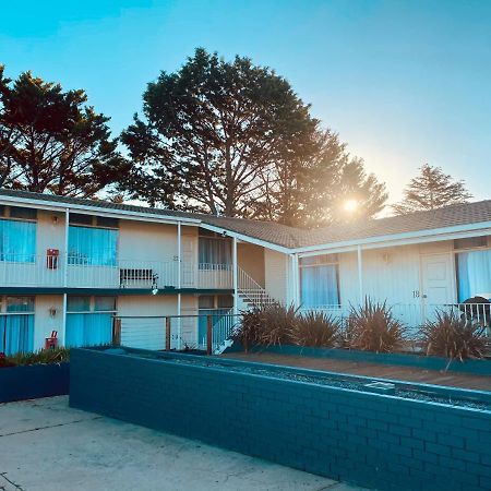 Redhill Cooma Motor Inn Экстерьер фото