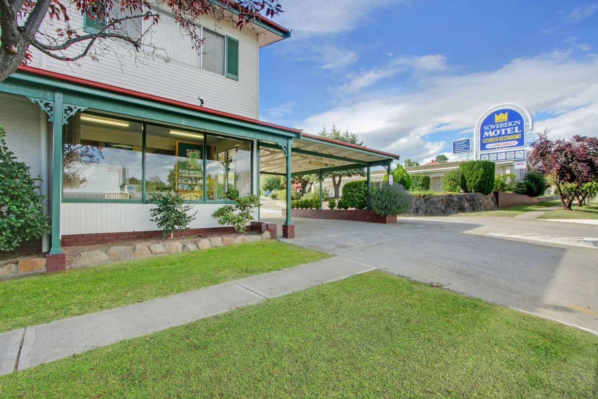 Redhill Cooma Motor Inn Экстерьер фото